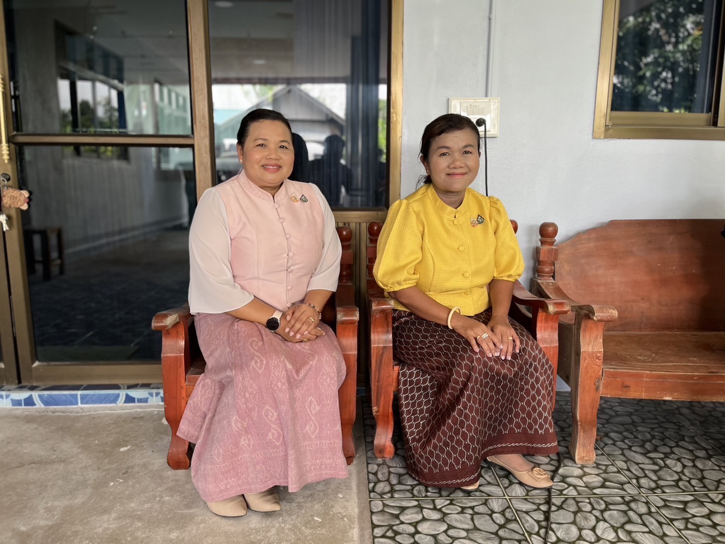 🔆พช.บุรีรัมย์🔆GROWTH TEAM BURIRAM สร้างสรรค์ สร้างสุข : ขับเคลื่อนโครงการตามแนวพระดำริ “ผ้าไทยใส่ให้สนุก”