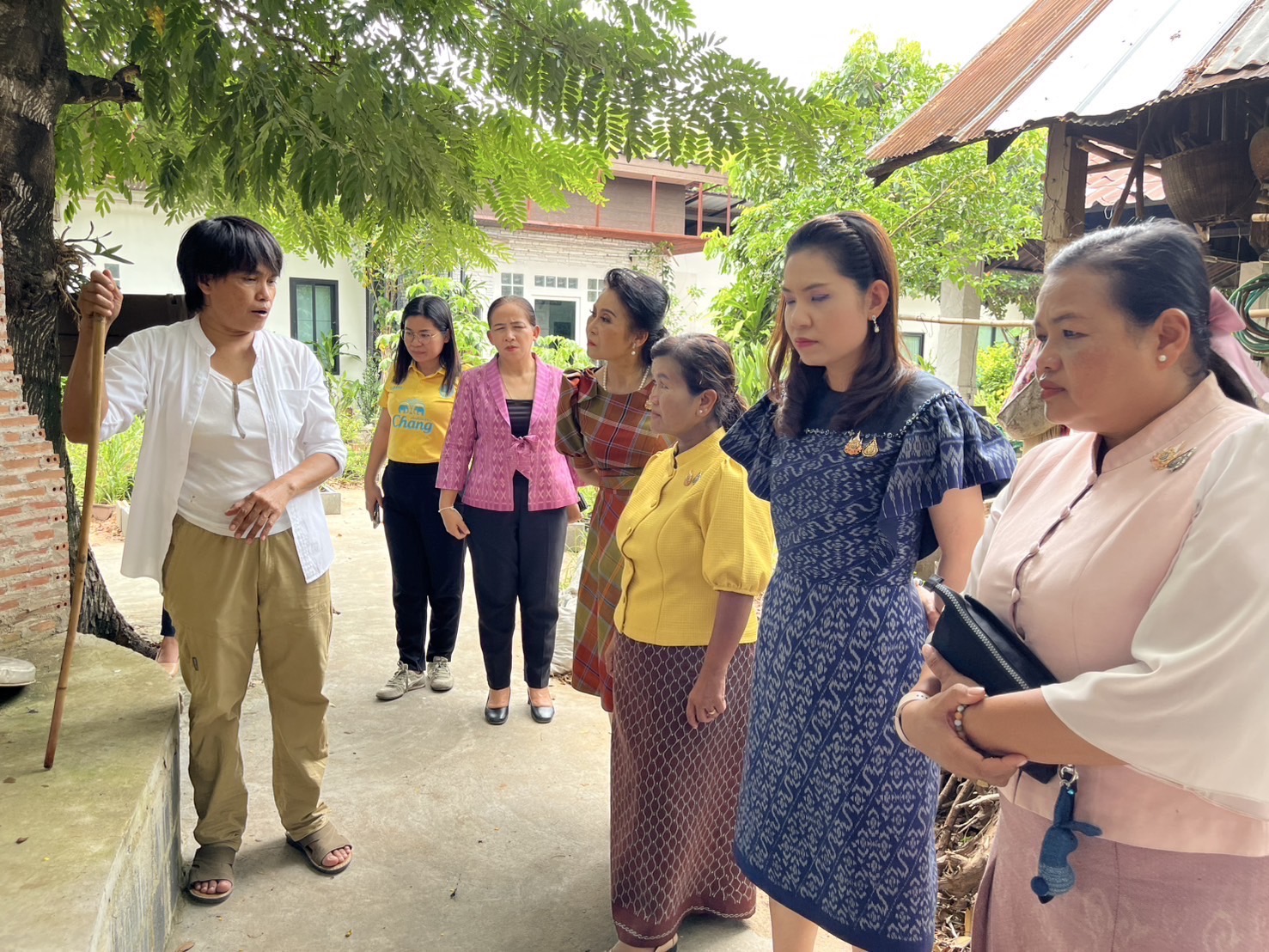 🔆พช.บุรีรัมย์🔆GROWTH TEAM BURIRAM สร้างสรรค์ สร้างสุข : ขับเคลื่อนโครงการตามแนวพระดำริ “ผ้าไทยใส่ให้สนุก”