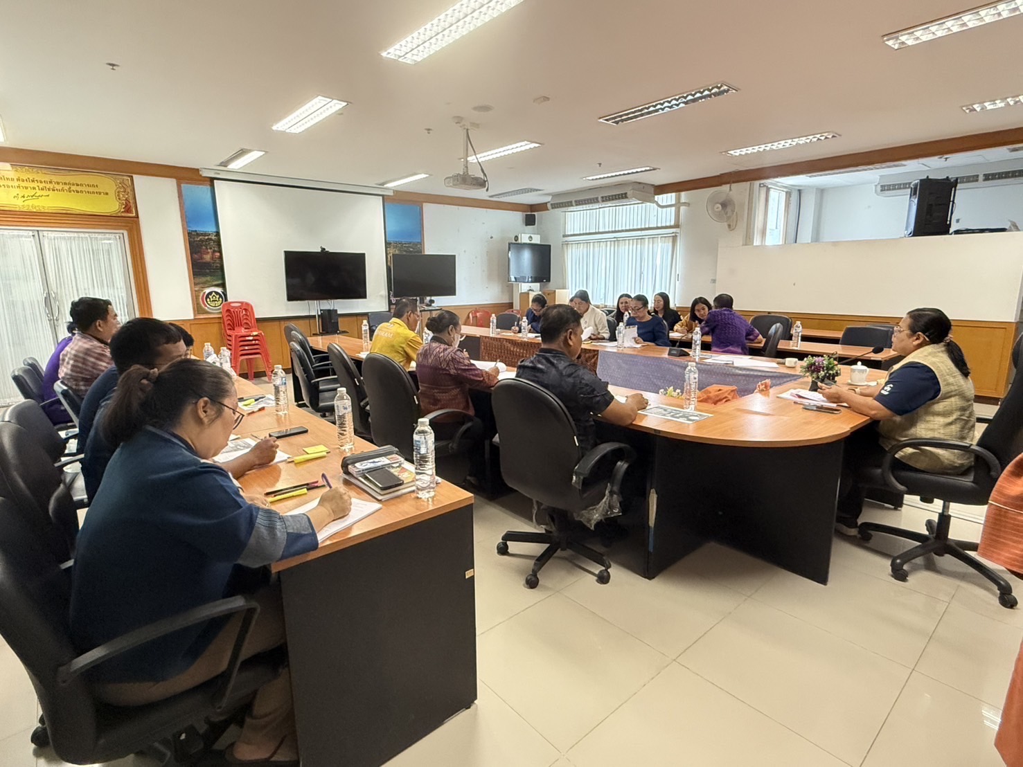 🔆พช.บุรีรัมย์🔆 GROWTH TEAM BURIRAM สร้างสรรค์ สร้างสุข : ประชุมประสานแผนการปฏิบัติงานสำนักงานพัฒนาชุมชนจังหวัดบุรีรัมย์ ครั้งที่ 5/2568 ประจำเดือนกรกฎาคม 2568
