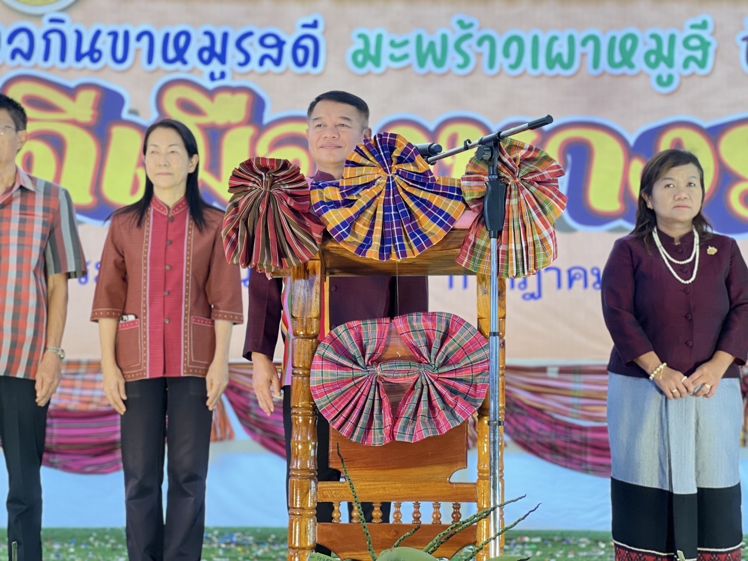 🔆พช.บุรีรัมย์🔆 GROWTH TEAM BURIRAM สร้างสรรค์ สร้างสุข : งานหนึ่งอำเภอหนึ่งงานประเพณี เทศกาลกินขาหมูรสดี มะพร้าวเผาหมูสี ข้าวเม่ามากมีของดีเมืองนางรอง ประจำปี 2568 ครั้งที่5