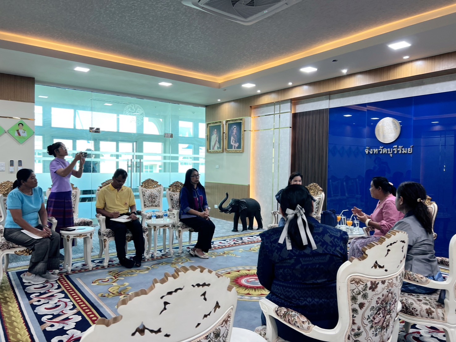 🔆พช.บุรีรัมย์🔆 GROWTH TEAM BURIRAM สร้างสรรค์ สร้างสุข : เตรียมพร้อมขับเคลื่อนผ้าไทยใส่ให้สนุก และจัดทำสื่อประชาสัมพันธ์ผลการดำเนินงานขับเคลื่อนผ้าไทยใส่ให้สนุก ภายใต้ภารกิจของชมรมแม่บ้านมหาดไทย