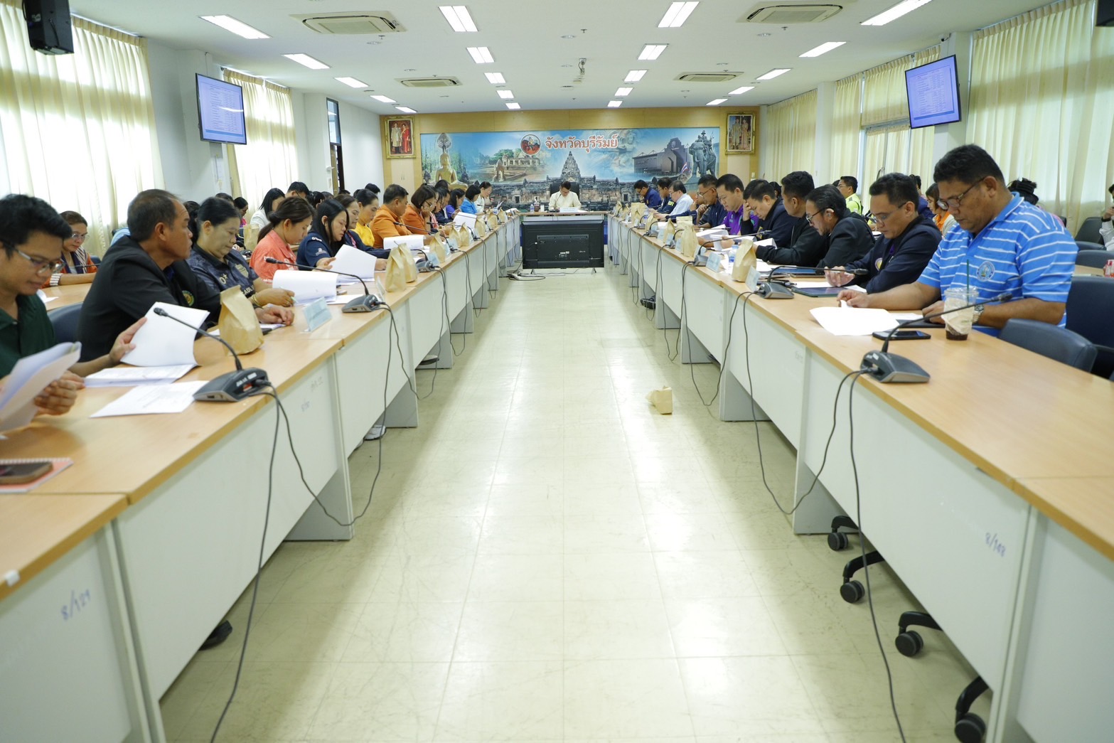🔆พช.บุรีรัมย์🔆 GROWTH TEAM BURIRAM สร้างสรรค์ สร้างสุข : ร่วมประชุมจัดทำคำขอสนับสนุนงบประมาณการสนับสนุนการจัดการแข่งขันรถจักรยานยนต์ชิงแชมป์โลก รายการ โมโต จีพี ประจำปี 2569