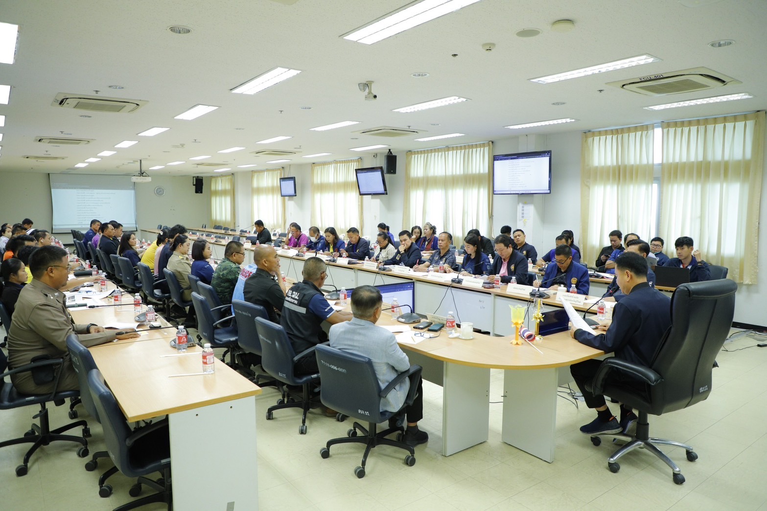 🔆พช.บุรีรัมย์🔆 GROWTH TEAM BURIRAM สร้างสรรค์ สร้างสุข : ประชุมเตรียมจัดกิจกรรมเฉลิมพระเกียรติพระบาทสมเด็จพระเจ้าอยู่หัว เนื่องในโอกาส วันเฉลิมพระชนมพรรษา 28 กรกฎาคม 2568