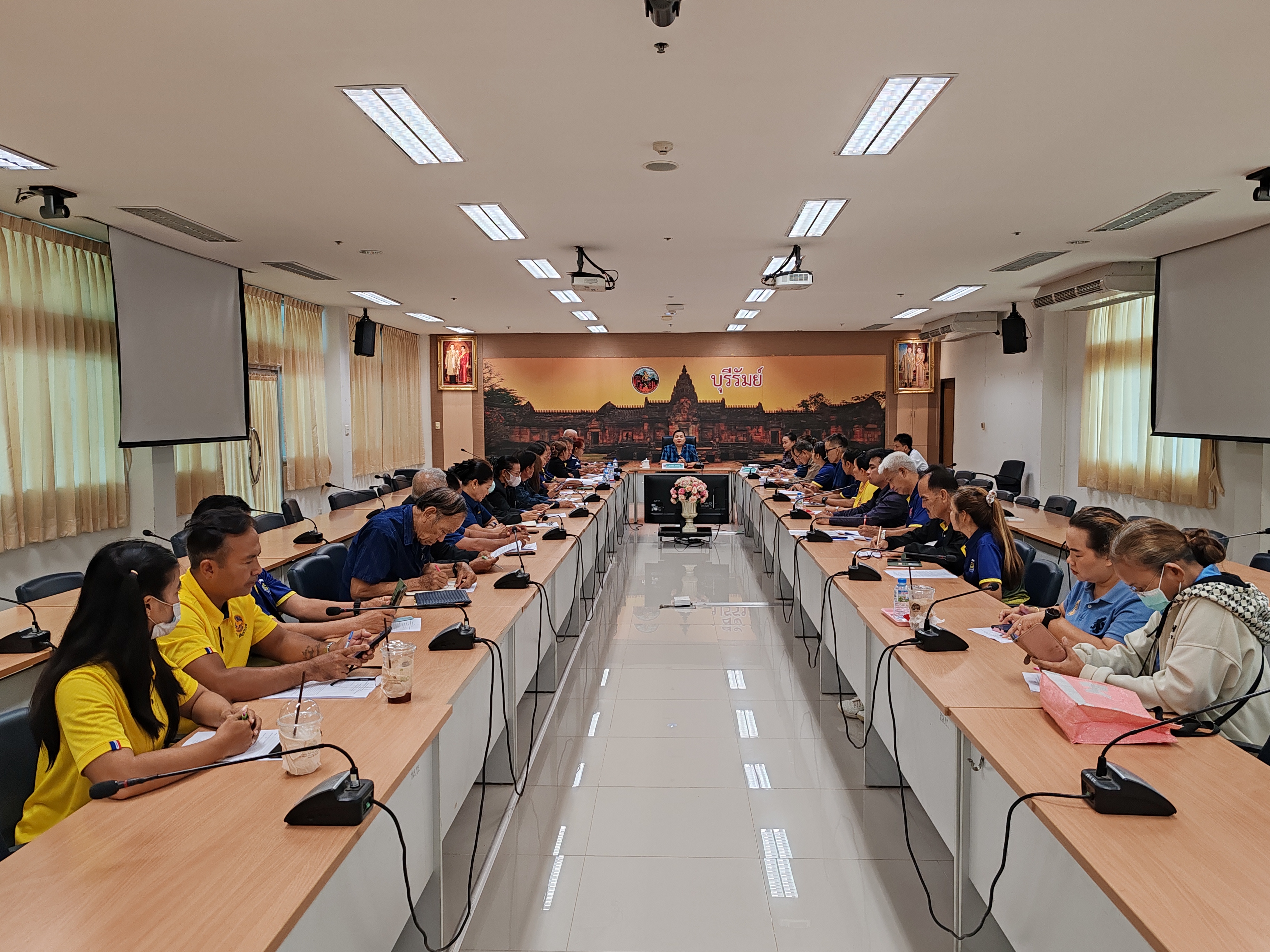 พช.บุรีรัมย์🔆 GROWTH TEAM BURIRAM สร้างสรรค์ สร้างสุข : ประชุมเชิงปฏิบัติการการจัดทำโครงการริเริ่มสร้างสรรค์ตามภารกิจผู้นำอาสาพัฒนาชุมชน (ผู้นำ อช.)