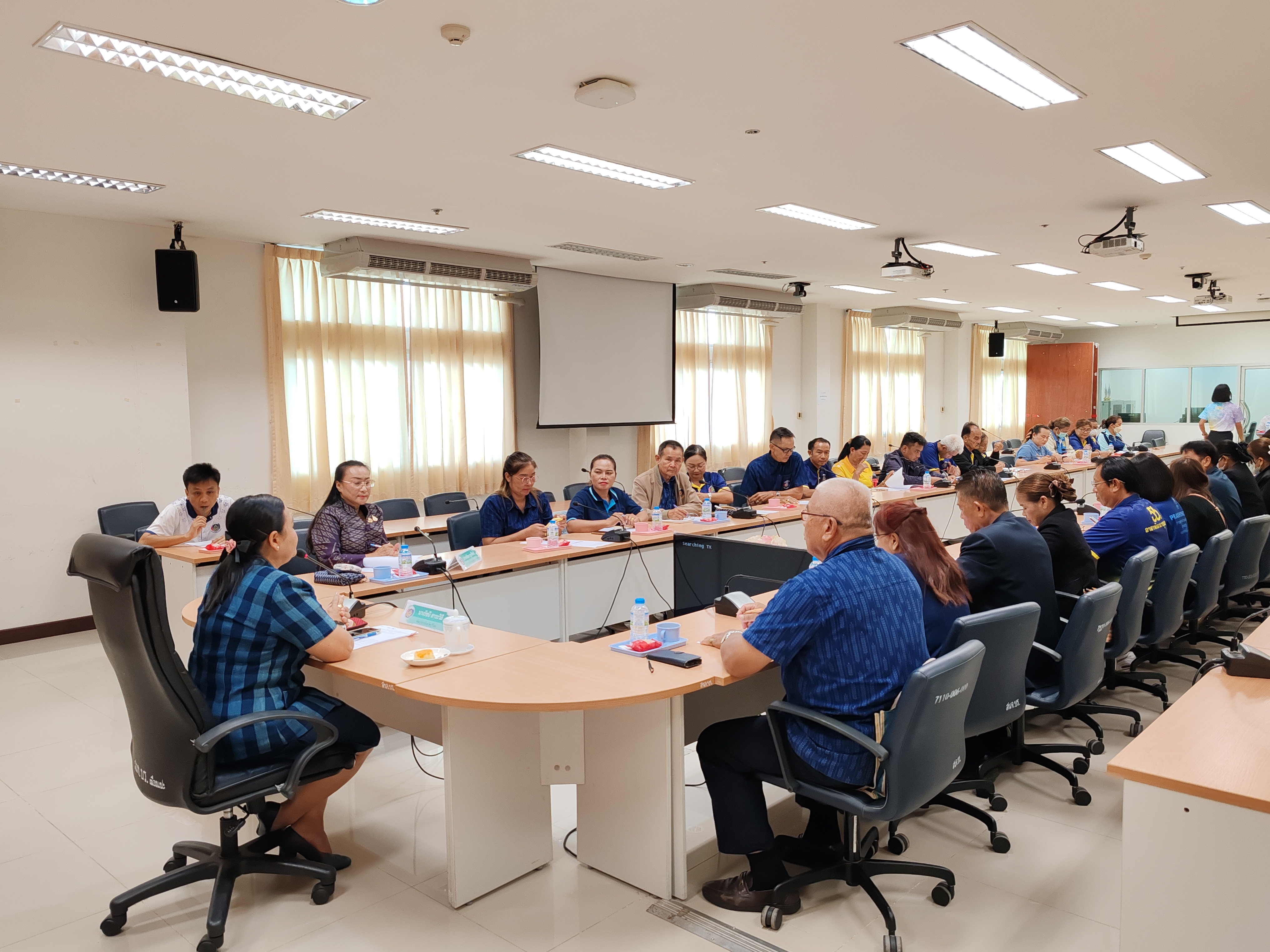 พช.บุรีรัมย์🔆 GROWTH TEAM BURIRAM สร้างสรรค์ สร้างสุข : ประชุมเชิงปฏิบัติการการจัดทำโครงการริเริ่มสร้างสรรค์ตามภารกิจผู้นำอาสาพัฒนาชุมชน (ผู้นำ อช.)