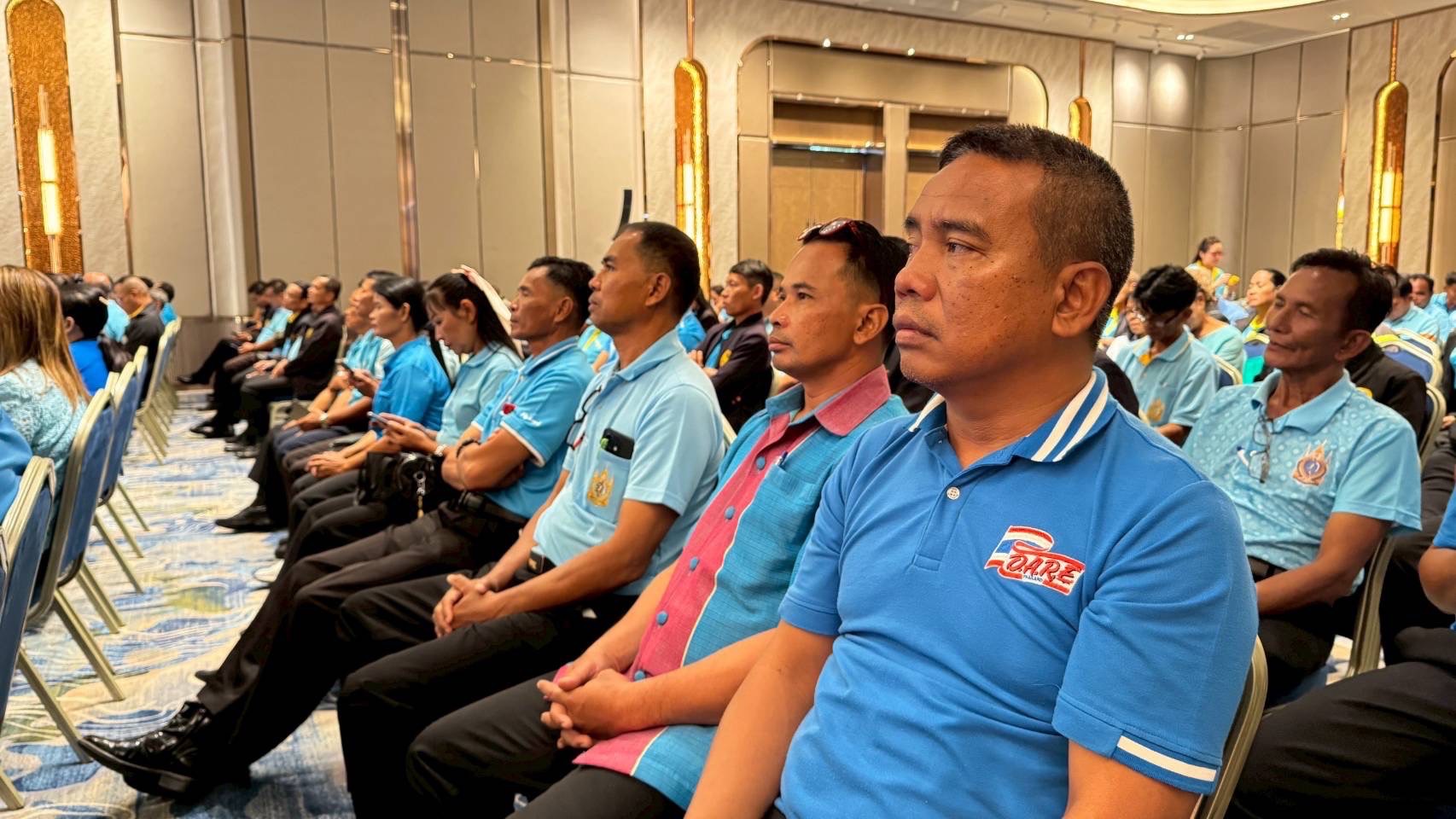 🔆พช.บุรีรัมย์🔆 GROWTH TEAM BURIRAM : ร่วมโครงการเตรียมความพร้อมเพื่อรับพระราชทานเงินขวัญถุงกองทุนแม่ของแผ่นดิน ประจำปี 2568 “ก้าวสู่ทศวรรษที่ 3 อ้อมกอดของแม่”