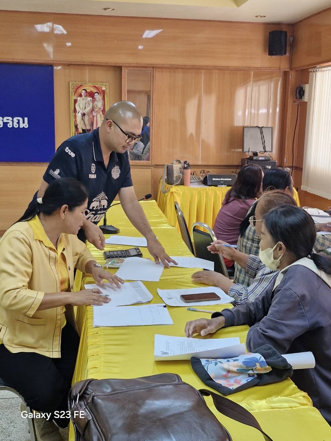 🔆พช.บุรีรัมย์🔆 GROWTH TEAM BURIRAM สร้างสรรค์ สร้างสุข : ติดตามการดำเนินงานกองทุนพัฒนาบทบาทสตรี อำเภอหนองหงส์และอำเภอโนนสุวรรณ จังหวัดบุรีรัมย์
