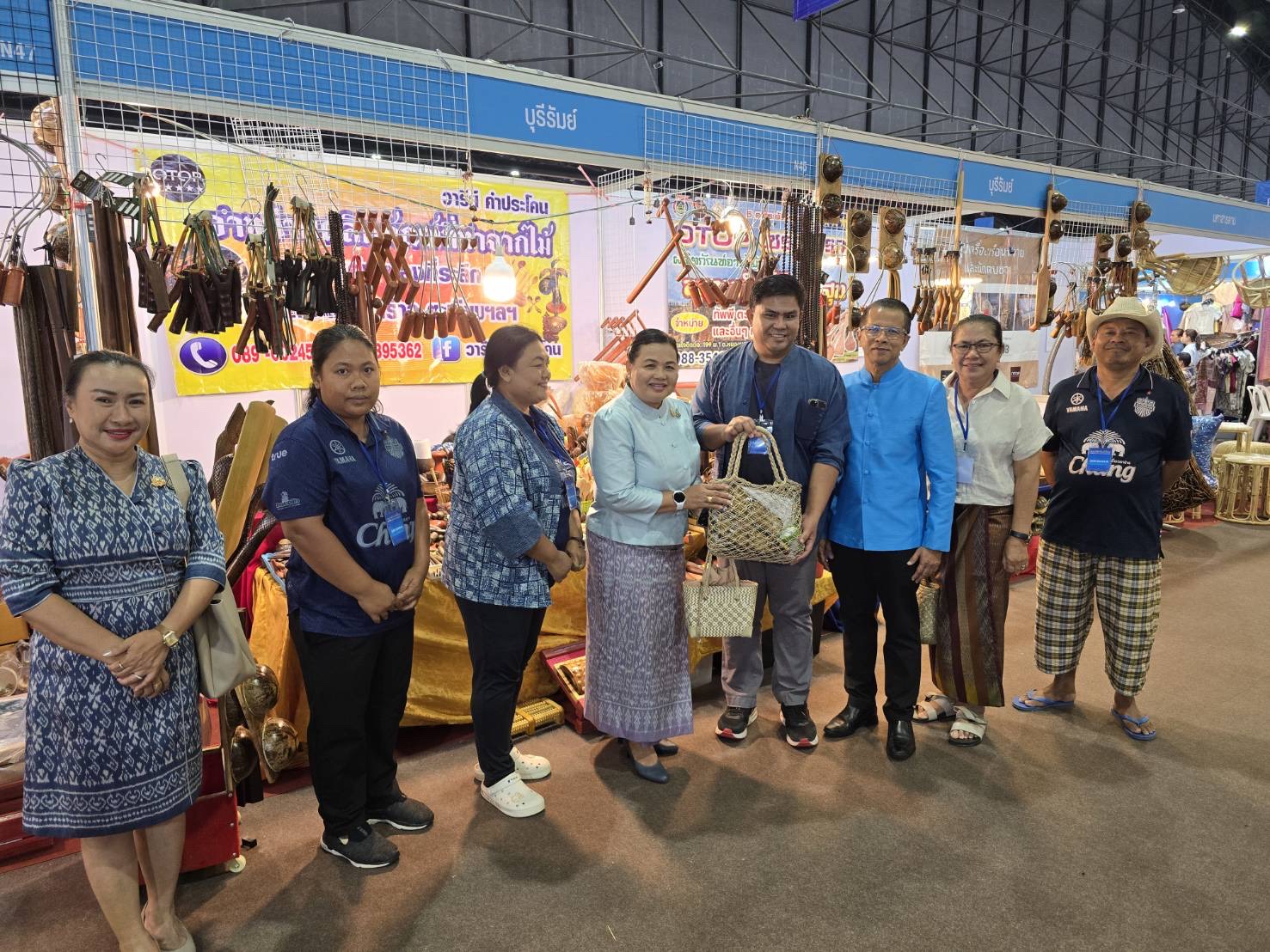 🔆พช.บุรีรัมย์🔆 GROWTH TEAM BURIRAM สร้างสรรค์ สร้างสุข : ร่วมพิธีเปิดงาน “ศิลปาชีพประทีปไทย OTOP หลอมดวงใจ ด้วยพระบารมี”