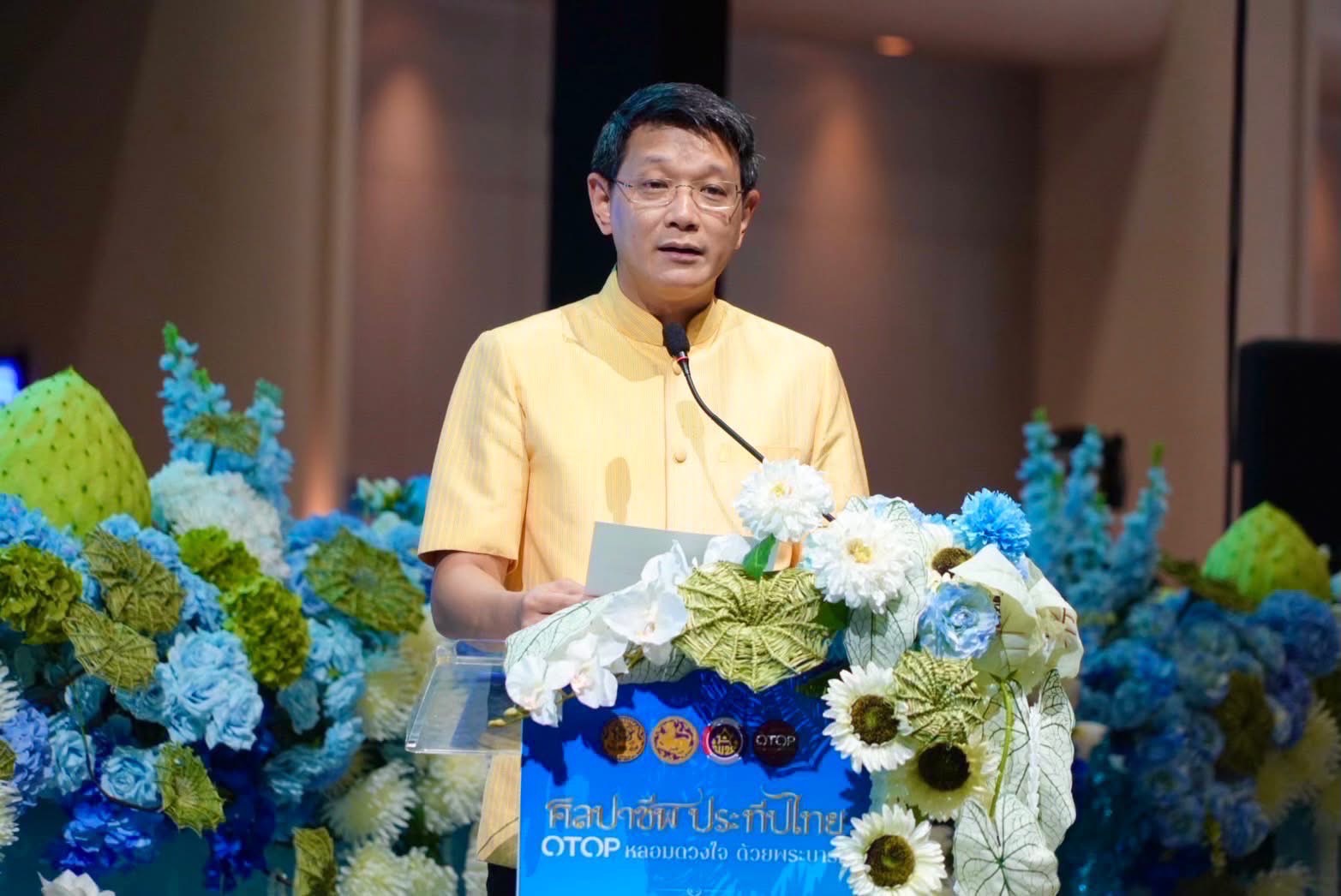 🔆พช.บุรีรัมย์🔆 GROWTH TEAM BURIRAM สร้างสรรค์ สร้างสุข : สตรีบุรีรัมย์ รับรางวัล “สตรีดีเด่นการขับเคลื่อนนโยบายกระทรวงมหาดไทย” ประจำปี 2568 สตรีผู้มีบทบาทสำคัญในการพัฒนาประเทศ