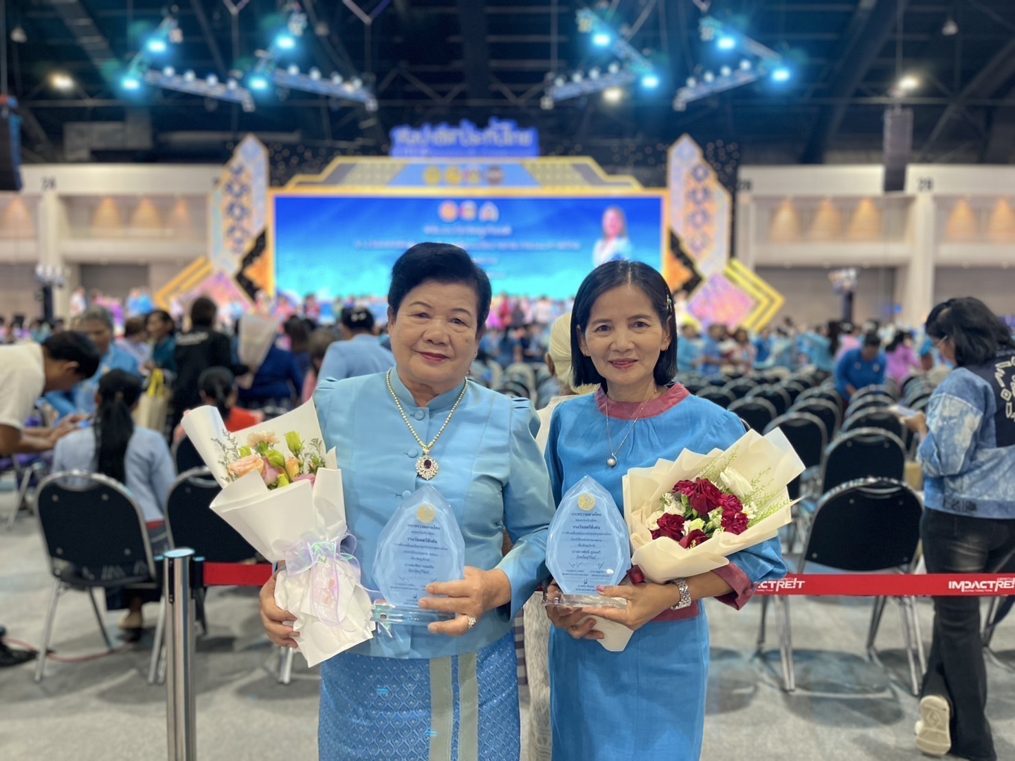 🔆พช.บุรีรัมย์🔆 GROWTH TEAM BURIRAM สร้างสรรค์ สร้างสุข : สตรีบุรีรัมย์ รับรางวัล “สตรีดีเด่นการขับเคลื่อนนโยบายกระทรวงมหาดไทย” ประจำปี 2568 สตรีผู้มีบทบาทสำคัญในการพัฒนาประเทศ