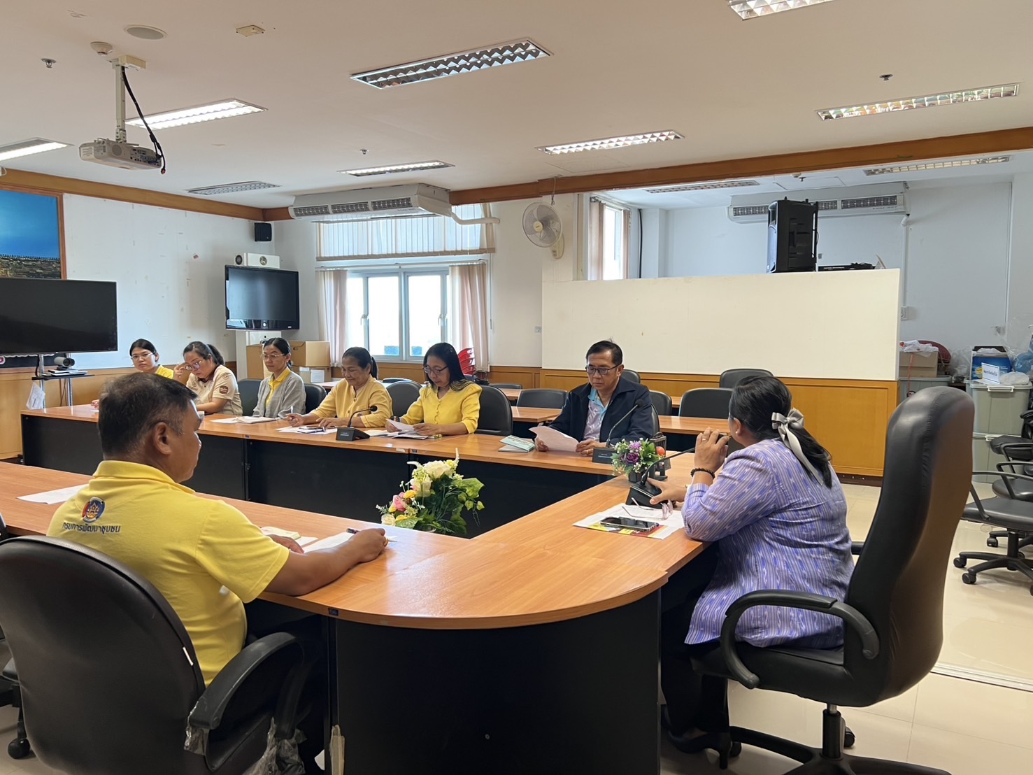🔆พช.บุรีรัมย์🔆 GROWTH TEAM BURIRAM สร้างสรรค์ สร้างสุข : เตรียมความพร้อมการนำเสนอผลงานเพื่อคัดเลือกหน่วยงานต้นแบบที่มีผลการปฏิบัติงานและนวัตกรรมดีเด่น ประจำปี2568