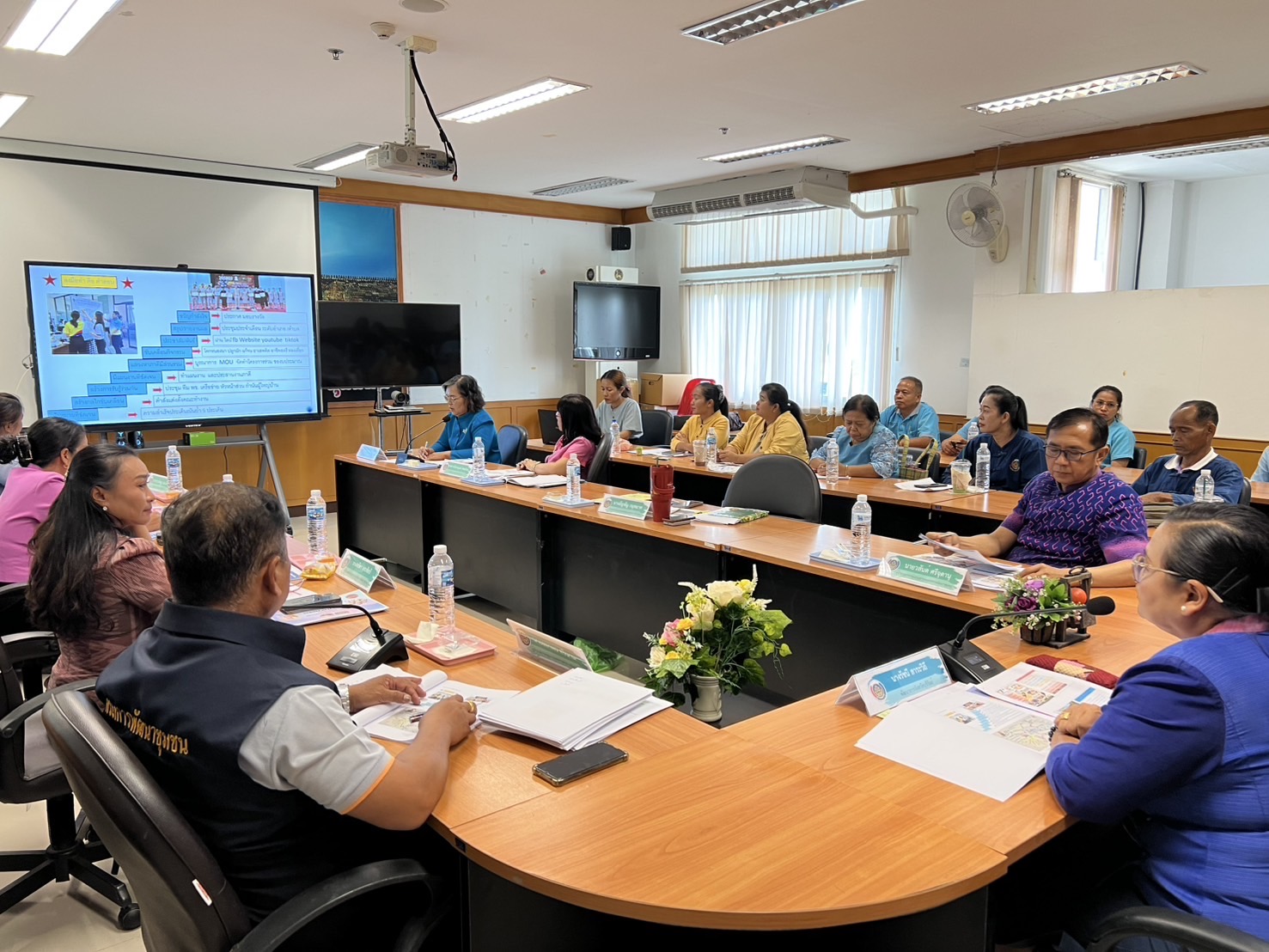 🔆พช.บุรีรัมย์🔆 GROWTH TEAM BURIRAM สร้างสรรค์ สร้างสุข : เฟ้นหาสุดยอด “ผลสำเร็จการขับเคลื่อนนวัตกรรมริเริ่มสร้างสรรค์”ภายใต้โครงการ GROWTH TEAM BURIRAM สร้างสรรค์ สร้างสุข ระดับจังหวัด