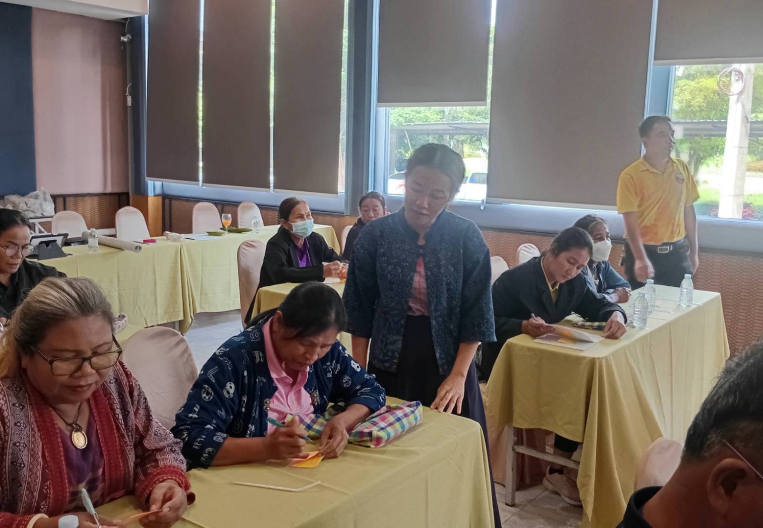 🔆พช.บุรีรัมย์🔆 GROWTH TEAM BURIRAM สร้างสรรค์ สร้างสุข : ประชุมเชิงปฏิบัติการส่งเสริมการสร้างรายได้จากกิจการอาหารปลอดภัย วันที่ 2