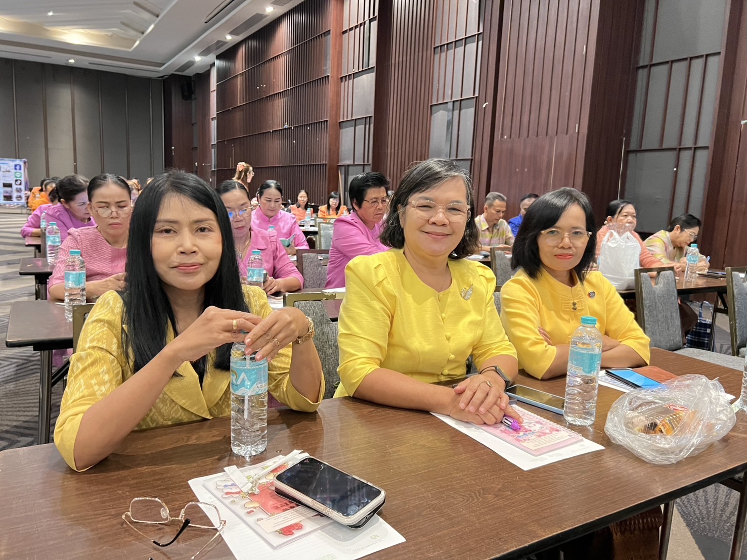 🔆พช.บุรีรัมย์🔆 GROWTH TEAM BURIRAM สร้างสรรค์ สร้างสุข : ร่วมโครงการ “เพิ่มประสิทธิภาพการตรวจราชการและสนับสนุนหน่วยรับตรวจในการขับเคลื่อนงานตามแผนปฏิบัติราชการกรมการพัฒนาชุมชน”