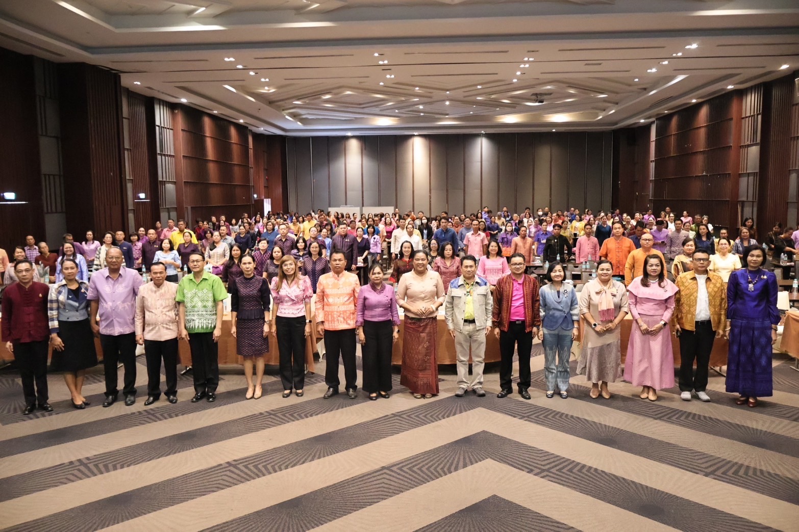 🔆พช.บุรีรัมย์🔆 GROWTH TEAM BURIRAM สร้างสรรค์ สร้างสุข : ร่วมโครงการ “เพิ่มประสิทธิภาพการตรวจราชการและสนับสนุนหน่วยรับตรวจในการขับเคลื่อนงานตามแผนปฏิบัติราชการกรมการพัฒนาชุมชน”