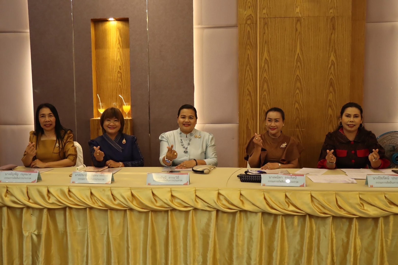 🔆พช.บุรีรัมย์🔆GROWTH TEAM BURIRAM สร้างสรรค์ สร้างสุข : แสดงพลังสตรี จัดโครงการ สืบสาน อนุรักษ์ศิลป์ ผ้าถิ่นไทย ประจําปีงบประมาณ พ.ศ.2568